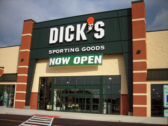 DICK&#39;S Sporting Goods Store in St. Peters, MO | 348